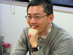 画像集#003のサムネイル/新たなプレイヤー層の開拓を目指す,Si-phonの「空母決戦」について,デザイナーの石川淳一氏に話を聞く