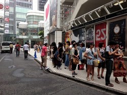 画像ギャラリー No.001のサムネイル画像 / スマートフォン版の構想も? グッズの販売やユーザー製作物の展示も行われている「Livly Island Dr.ミュラー研究所 研究発表会2013」レポート