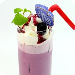 画像ギャラリー No.014のサムネイル画像 / 「Livly island COR」,スイーツパラダイス エキスポシティ店とのコラボが1月30日から開催