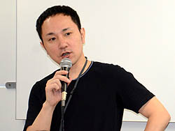 画像ギャラリー No.007のサムネイル画像 / 完全設定資料集「.hack//Archives_03」の発売記念トークイベント&サイン会が開催。貞本義行氏にまつわる制作秘話が語られる