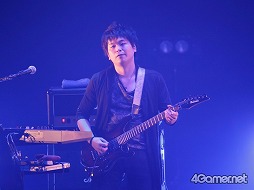 画像集#010のサムネイル/全編これイトケン節! バトル曲から「下水道」までがバンド演奏。「サガ」シリーズ新作についての言及もあった,「One Night Re:Birth Again」の詳細をレポート