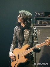 画像集#043のサムネイル/全編これイトケン節! バトル曲から「下水道」までがバンド演奏。「サガ」シリーズ新作についての言及もあった,「One Night Re:Birth Again」の詳細をレポート