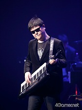 画像集#044のサムネイル/全編これイトケン節! バトル曲から「下水道」までがバンド演奏。「サガ」シリーズ新作についての言及もあった,「One Night Re:Birth Again」の詳細をレポート