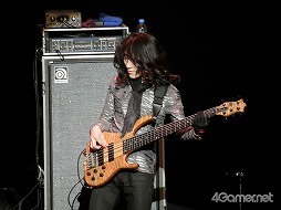 画像集#052のサムネイル/全編これイトケン節! バトル曲から「下水道」までがバンド演奏。「サガ」シリーズ新作についての言及もあった,「One Night Re:Birth Again」の詳細をレポート