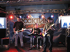 画像集#021のサムネイル/EAがロンドンで公開したタイトルをまとめて紹介。注目はやっぱり「Need For Speed SHIFT」か「Dead Space:Extraction」か