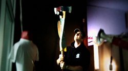 画像ギャラリー No.001のサムネイル画像 / 「デッドライジング2」メイキング映像第3弾は「コンボ武器の秘密」