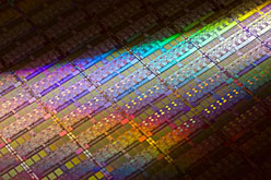 画像ギャラリー No.006のサムネイル画像 / Intel,6コアCPU「Core i7-980X Extreme Edition」を正式発表。「Xeon 5600番台」も同時リリース