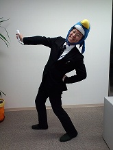 画像集#017のサムネイル/おバカなヒッチハイクで,肉屋のオヤジから逃げ切れ! Wiiウェア「Let`s 全力ヒッチハイク!!!!!!!!!」が3月31日に配信