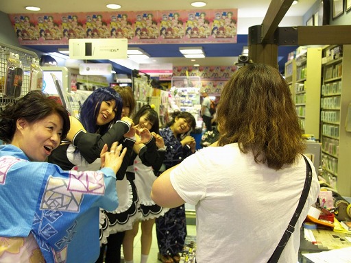 画像ギャラリー No.008のサムネイル画像 / リアル“ホストガール”も登場した「DREAM C CLUB」先行体験イベントをレポート