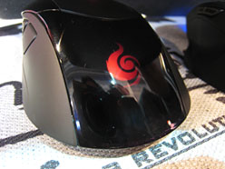 画像ギャラリー No.007のサムネイル画像 / Cooler Master,“FPS最優先”のゲーマー向けマウス「Inferno」を開発中