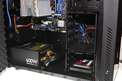 ꡼ No.012 | CeBITCooler MasterCM Stormץ֥ɤΥ磻䡼ɥޥSpawnפǽإ󥵡Ѥ