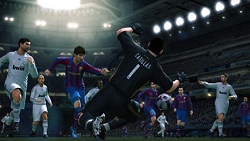 画像ギャラリー No.004のサムネイル画像 / KONAMIがGamescom出展タイトルを発表,「PES 2010」試遊機,「METAL GEAR SOLID PEACE WALKER」最新映像などが公開