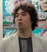 画像ギャラリー No.009のサムネイル画像 / 「J.LEAGUE プロサッカークラブをつくろう! 6 Pride of J」発売記念抽選会で行われた,プロデューサー山田理一郎氏のミニインタビューを掲載