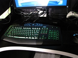 ꡼ No.025Υͥ / TGS 2009ǽ⹽¤˹롣ͽ۰ʾ˥ФäAlienwareΥޡPC