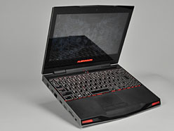 画像ギャラリー No.003のサムネイル画像 / 【PR】11.6インチ液晶のノートPCで,本当に3Dゲームはプレイできるの? 「Alienware M11x」が持つ実力を,洗いざらい明らかにしてみた