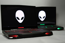 PRֺۡǶvs.ǶסALIENWARE M18xHD 6990M CFXǥGTX 580M SLIǥ롤ĺ