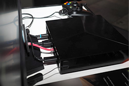 Tgs 14 Alienwareの 新型ゲーム機 Alpha とは何なのか バラして中身をチェックしてみた