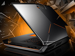 18�������Υ����ޡ������Ρ���PC��ALIENWARE 18�פ�1ǯ�֤�����Ƥ����衣GPU��GTX 980M��GTX 970M��2-way SLI��ɸ�����
