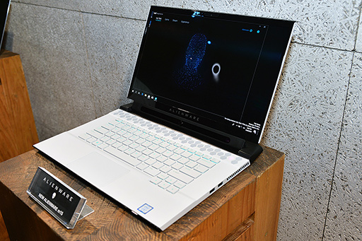 Dell，デザイン一新の新型ノートPC「ALIENWARE m15 R2＆m17 R2」を国内