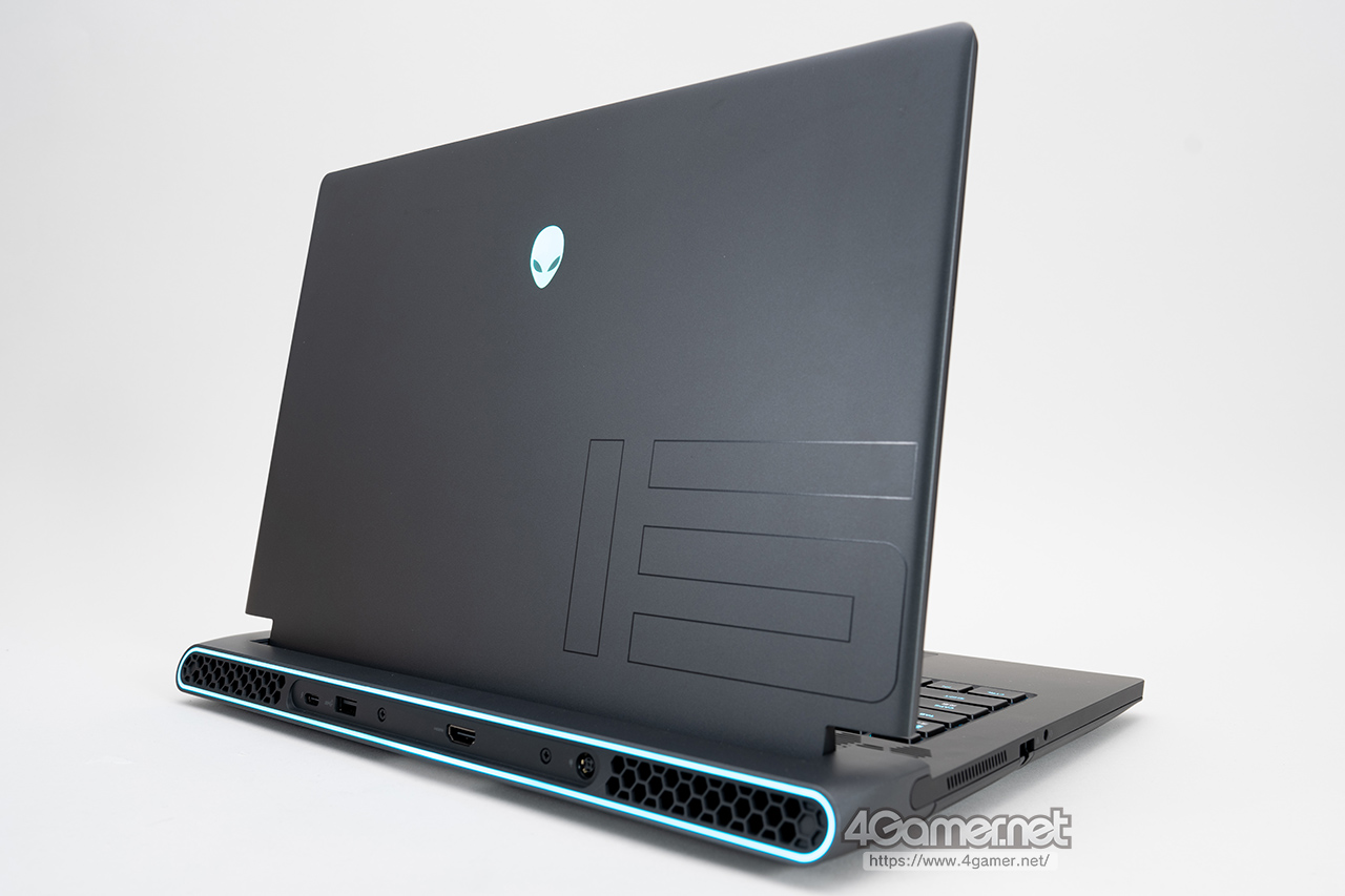 DellのノートPC「Alienware m15 R7」は，デスクトップPC並みの性能を