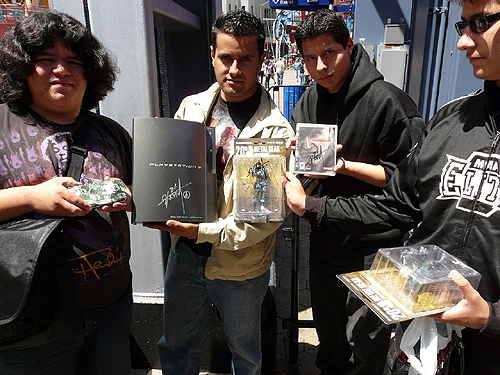 ꡼ No.009 | E3 2010Ͼ罨״Ĥ󥼥륹Υॷåפ˹סǤΡMETAL GEAR SOLID PEACE WALKER WORLD TOURפͻҤϡ