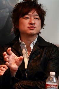 ꡼ No.003 | E3 2012ϡŤˤϤȤˤعԤäƤ餤ס2ͤΥץǥ塼METAL GEAR RISING REVENGEANCEפ