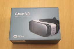 画像ギャラリー No.015のサムネイル画像 / 「Gear VR」は,安価で仮想現実(バーチャルリアリティ)に飛び込めるなかなか良い製品?