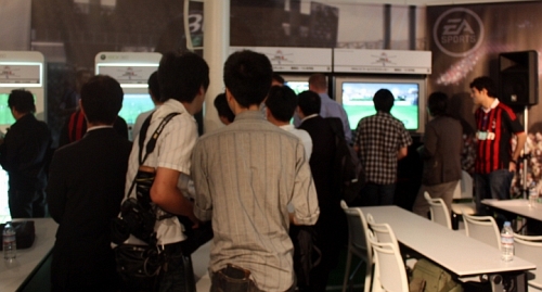 ꡼ No.026Υͥ / 27500ʾͷФ줿饤ΥեɥХåǡFIFAå꡼˿ʲǿFIFA 10 ɥ饹 åפΥץ쥹٥Ȥͤݡ