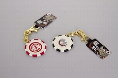 画像ギャラリー No.005のサムネイル画像 / 名越氏も登場。ドン・キホーテ2店舗で「龍が如くグッズ」先行販売