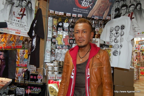 ���������꡼ No.011�Υ���ͥ������ / ̾��̭�λ�Υ�������Ԥ�줿��ζ��ǡ���ץ��å�����������ݡ��ȡ�̾�ۻ�ϡȡ�ζ��ǡ��4�פ�3��18����100���Ϥ��Ǥ���ɤ�ȯ��