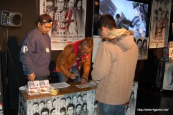 ���������꡼ No.010�Υ���ͥ������ / �Ĥ���4�ͤμ�͸�ã��ư���Ѥ���ָ���줿����ζ��ǡ��4 �����Ѥ���Ρ�����θ����̾��������ĥ�������ݡ��Ȥ�Ǻ�