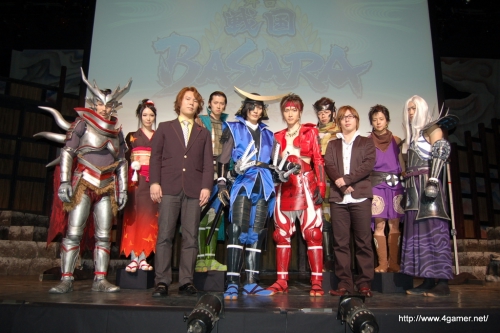 画像ギャラリー No.014のサムネイル画像 / 出陣は7月29日。「戦国BASARA3」完成発表会では「舞台『戦国BASARA』〜蒼紅共闘〜」の当日券発売も発表