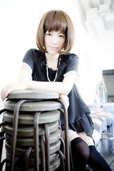 ���������꡼ No.003�Υ���ͥ������ / �����BASARA3�ס�Wii�ѥ��饳��PROƱ���Ǥ�ȯ����ꡣ8��4���ˤϥ��ꥸ�ʥ륵��ȥ�CD�䥨��ǥ��󥰥ơ��ޤΥ��󥰥�CD��ȯ���