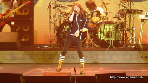 画像ギャラリー No.007のサムネイル画像 / T.M.Revolutionをはじめ豪華絢爛なキャスト達が日本武道館に集結。大いに盛り上がった「戦国BASARA 5周年祭〜武道館の宴〜」をレポート