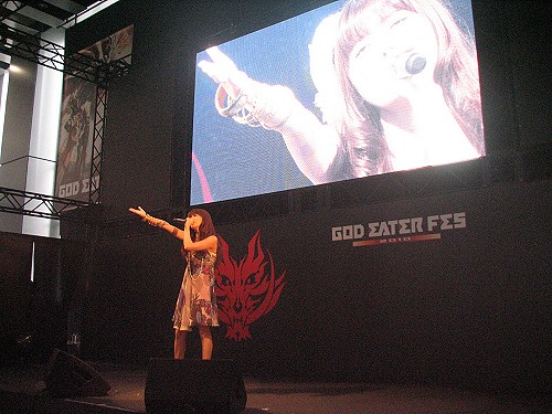 画像集#017のサムネイル/「GOD EATER」の新作発表に，開発者＆声優トークイベントなどファンも大喜びの「GOD EATER フェス 2010」が開催