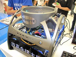 画像ギャラリー No.017のサムネイル画像 / 紹介しきれなかった小ネタから著作権問題まで:ChinaJoy拾遺物語