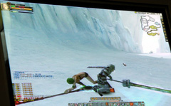 ꡼ No.012 | CJ 2010ϼ¤3DΩλˤбƤHunter BladeסܤФ꤬äƤ뤬ΥƤϤ