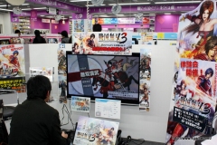 画像ギャラリー No.008のサムネイル画像 / 鯉沼プロデューサーや小日向えりさんが来店した「戦国無双3」発売記念イベントでは,村雨城モードの開発秘話や隠し要素が明らかに
