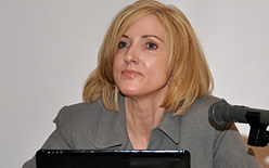 画像ギャラリー No.002のサムネイル画像 / AMD,2009年下半期のPC戦略説明会を開催。未発表CPUの投入公表や,新たなバッテリー駆動時間表示法の提案も