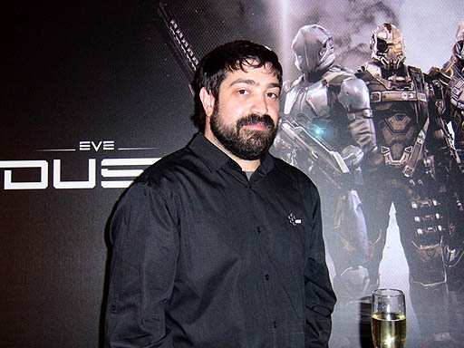 画像ギャラリー No.009のサムネイル画像 / PlayStation 3向けオンラインFPS「DUST 514」が,オープンβテストを目前にプレスイベントで公開。果たしてその仕上がりは