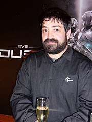 画像ギャラリー No.010のサムネイル画像 / PlayStation 3向けオンラインFPS「DUST 514」が,オープンβテストを目前にプレスイベントで公開。果たしてその仕上がりは