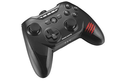 画像集#002のサムネイル/Mad Catz,PCとAndroid端末両対応のBluetoothゲームパッドを6月27日発売。スマートフォンを固定できるグリップ付き