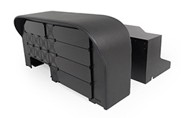 画像集#004のサムネイル/27万円弱で,自宅を飛行機のコクピットにできます。フライトシムの計器用機材ラックがMad Catzから発売