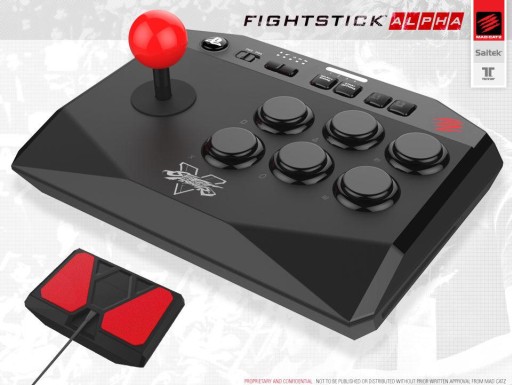Mad Catzがps4用の 格ゲー向け ゲームパッドを発表 ストリートファイターv デザインのエントリー向けアケコンも