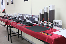 ꡼ No.003 | 褷Mad CatzĤܾΦ1ʤȤƥޥΡR.A.T.ץ꡼3