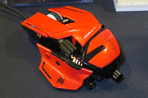 画像ギャラリー No.010のサムネイル画像 / Mad Catzから新型アーケードスティック「E.G.O.」が登場。カスタマイズ性重視のゲームパッドや新型マウスも合わせてレポート