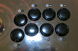 画像ギャラリー No.015のサムネイル画像 / Mad Catzから新型アーケードスティック「E.G.O.」が登場。カスタマイズ性重視のゲームパッドや新型マウスも合わせてレポート