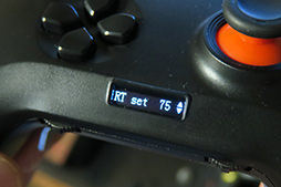 画像ギャラリー No.026のサムネイル画像 / Mad Catzから新型アーケードスティック「E.G.O.」が登場。カスタマイズ性重視のゲームパッドや新型マウスも合わせてレポート