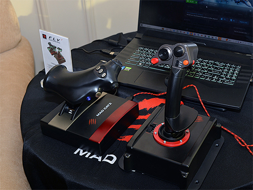 ꡼ No.004Υͥ / Mad CatzMMO RPG¿ܥޥM.M.O. 7ܡפȤ衣ܻԾǤȯˤ