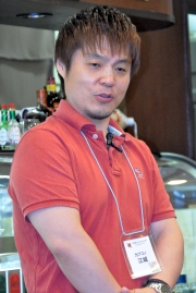 画像ギャラリー No.003のサムネイル画像 / まさかのチビテラス登場にシャッターの嵐? 都内ドッグカフェで行われた,NDS「大神伝〜小さき太陽〜」ブロガーミーティング潜入レポート